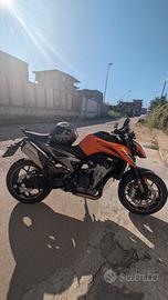 KTM Duke 790 