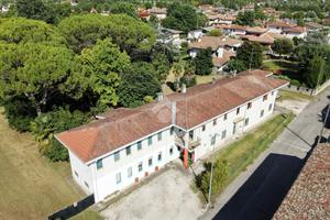 LABORATORIO A CHIONS