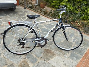 bicicletta city-bike