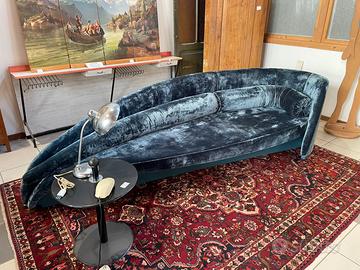 Divano Velluto Balena Grande Artigianale Design