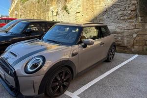Mini cooper s allestimento yours