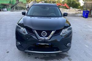 Nissan X-trail tekna 1.6