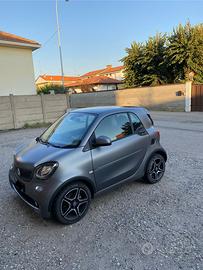 Smart fortwo, benzina, tetto panoramico