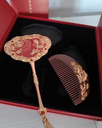 Set specchio e pettine