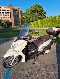Scooter yamaha 250