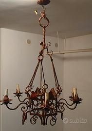 Lampadario artigianale in ferro battuto