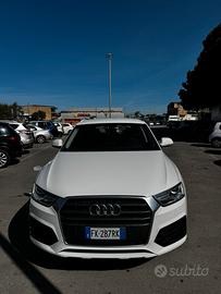 Audi q3 2.0 tdi 120 cv Sport Business euro 6