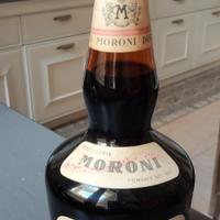 Bottiglia carillon vintage di  Brandy Moroni