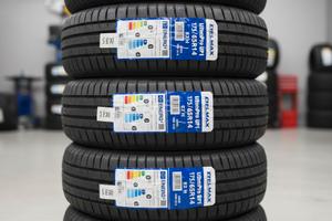 4 Gomme Nuove 175/65/14 82H