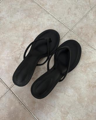 Sandalo tacco infradito
