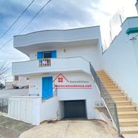 Appartamento a piano primo a Torre Pali