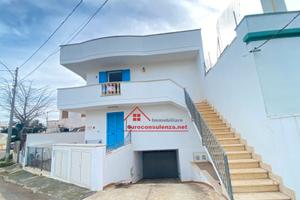 Appartamento a piano primo a Torre Pali