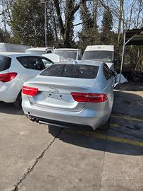 JAGUAR XE DEL 2016 PER RICAMBI