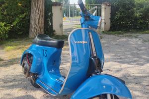Vespa 50 special elaborata