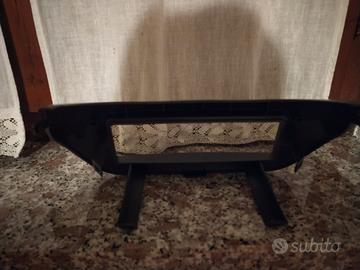 Adattatore per vano autoradio