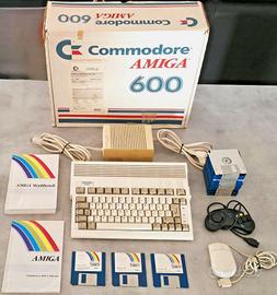 Amiga 600 Bianca 5MB CF 4GB Scatola Originale