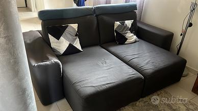 Divano antracite con poggiatesta carta da zucchero