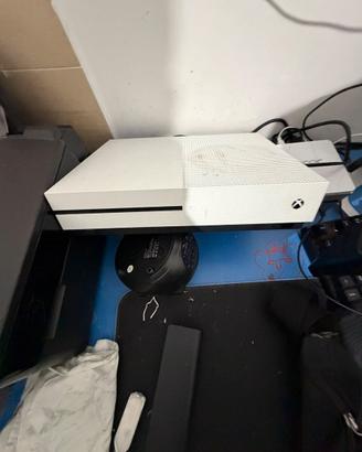 Xbox One s