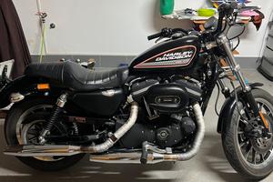 Harley davidson 883 R