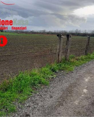 Terreno di 4500 m² a Acerra