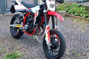 swm 125 motard