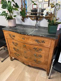 MOBILE ANTICO IN LEGNO