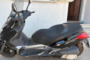 X max125