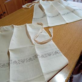GREMBIULI in lino. nuovi