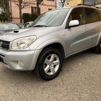 Toyota RAV 4 RAV4 2.0 AWD D-4D cat 5 porte Sol NEO