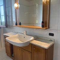 Mobile bagno con specchio e led e aplique