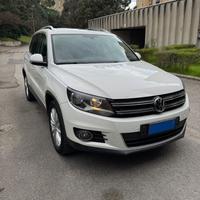 Volkswagen Tiguan 2.0 TDI BlueMotion Sport & Style