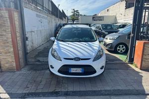 Ford Fiesta 1.4 96CV.5 porte Titanium Benz/gpl