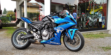 Suzuki GSX 8r