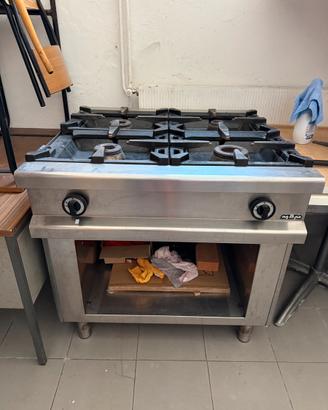 Cucina a gas professionale