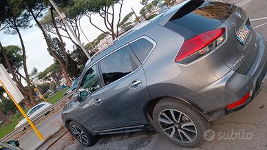 Nissan x trail