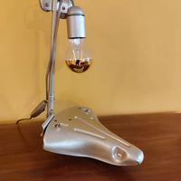 Upcycling lampada da tavolo