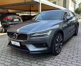 VOLVO V60 Cross Country d4 Pro awd geartronic IV