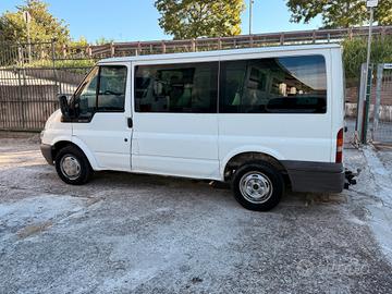 Ford Transit 2.0 Tdci 9 Posti Gancio Traino 18q