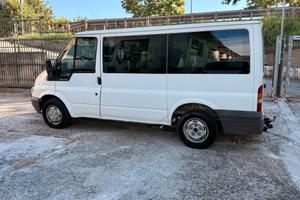 Ford Transit 2.0 Tdci 9 Posti Gancio Traino 18q