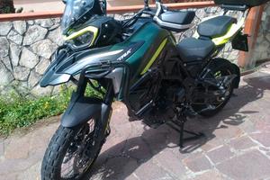 TRK702 X