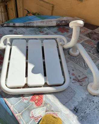 Seggiolino doccia/bagno con maniglia