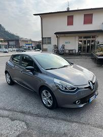 RENAULT CLIO IV 2013 - neopatentati