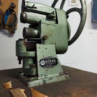 Macchina Scarnitrice per cuoio Vintage G.E.B.A.V.