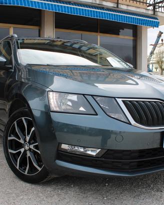 Skoda Octavia Wagon 1.4 tsi g-tec Executive 110cv 