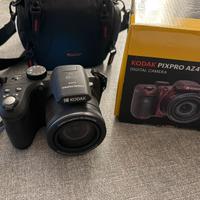 Kodak PixPro AZ405 + Borsa e Accessori