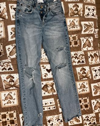 jeans strappati vita bassa