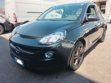 OPEL ADAM benzina NEOPATENTATI