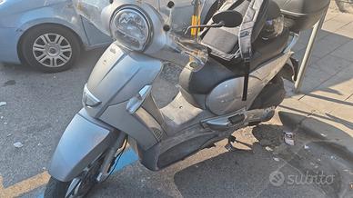 aprilia scarabeo 350 