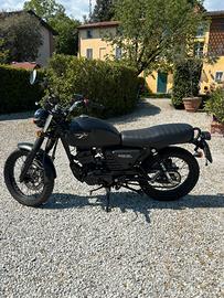Hanway RAW125 Cafe Racer colore nero