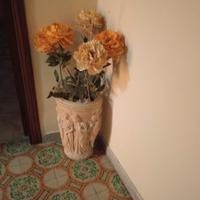 Vaso portafiori usato anni 70, in marmo,